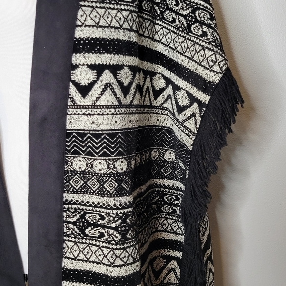 1. State Fringed Tapestry Kimono Size Medium‎ - Picture 3 of 9